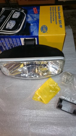 Farol Hella Jumbo 320 FF